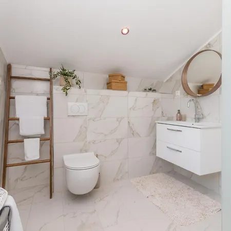 Apartment Mustel Travel *